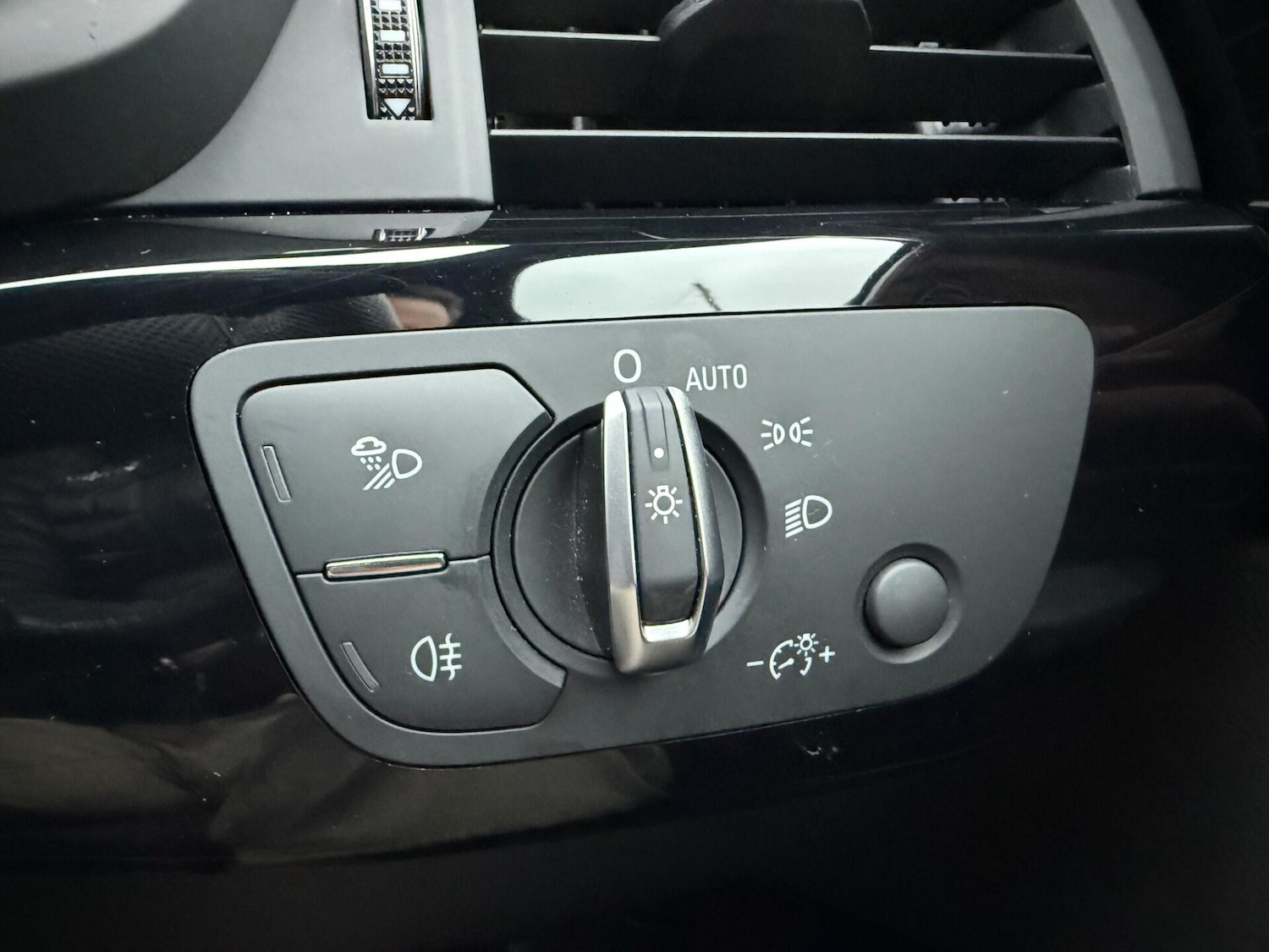 Used Audi A4 2021 for sale - 77779409: Photo 32