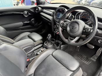Used MINI Hatch 2021 for sale - 79459448: Photo