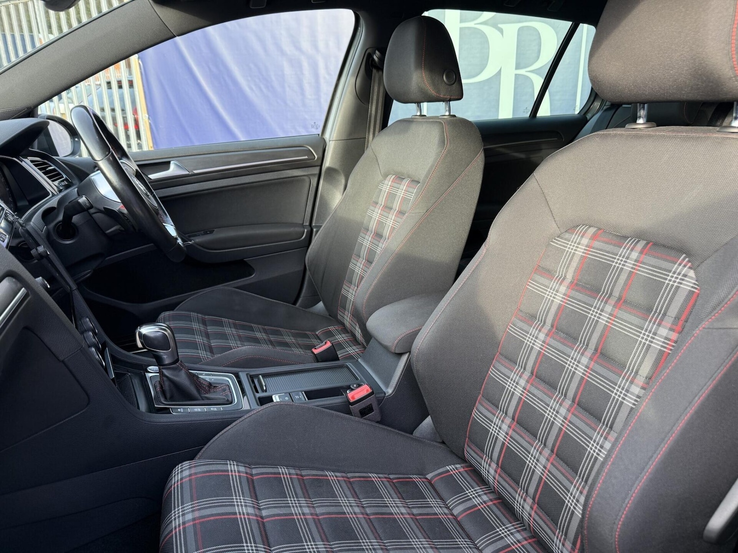 Used Volkswagen Golf 2020 for sale - 77138747: Photo 21