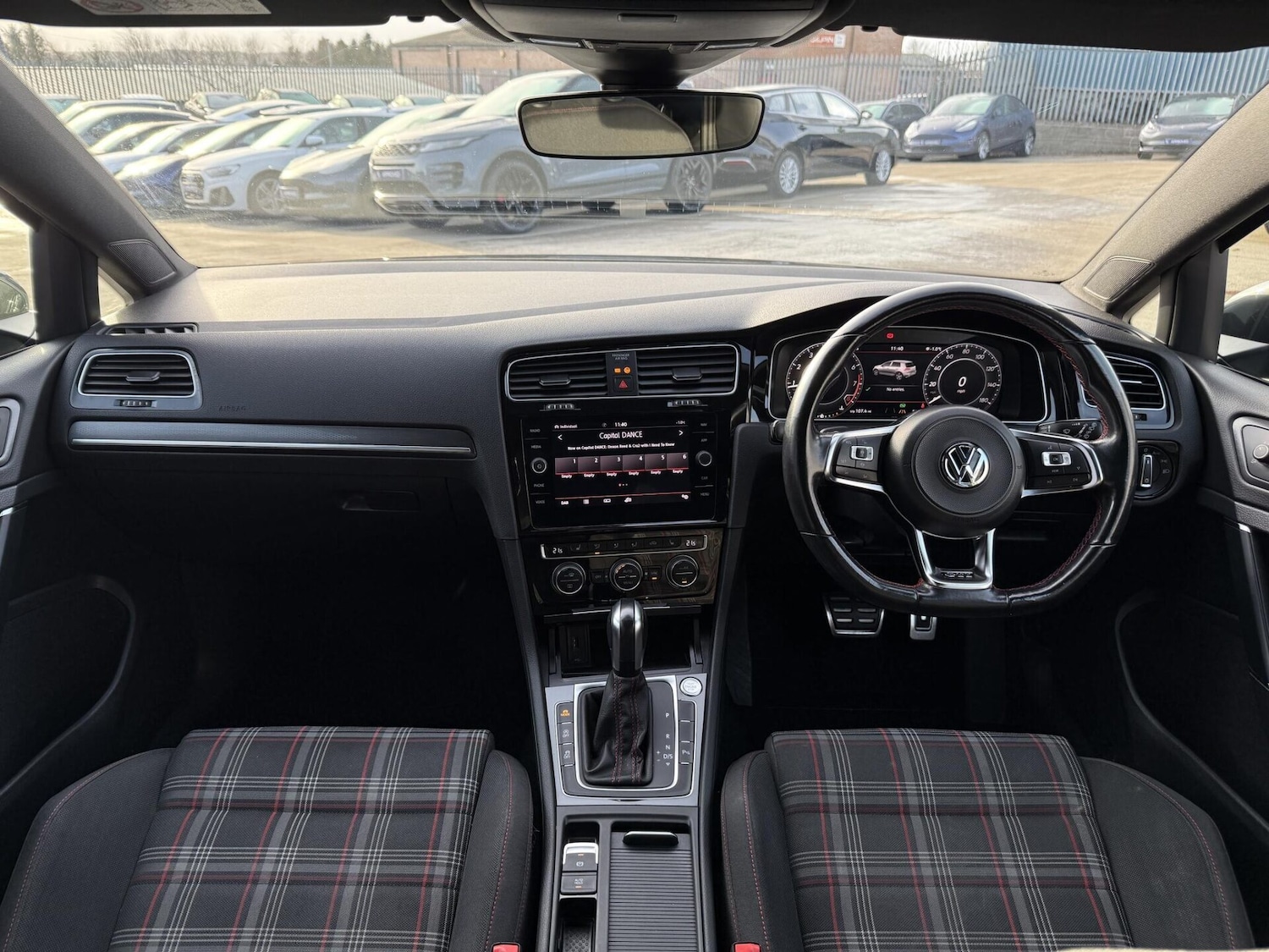 Used Volkswagen Golf 2020 for sale - 77138747: Photo 22