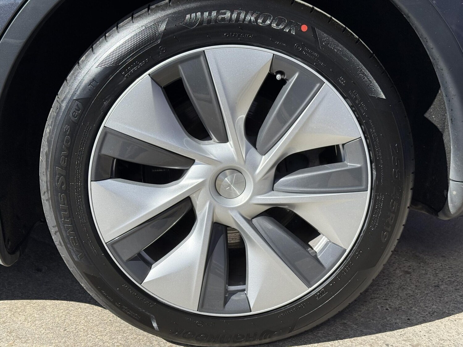 Used Tesla Model Y 2023 for sale - 78012859: Photo 16