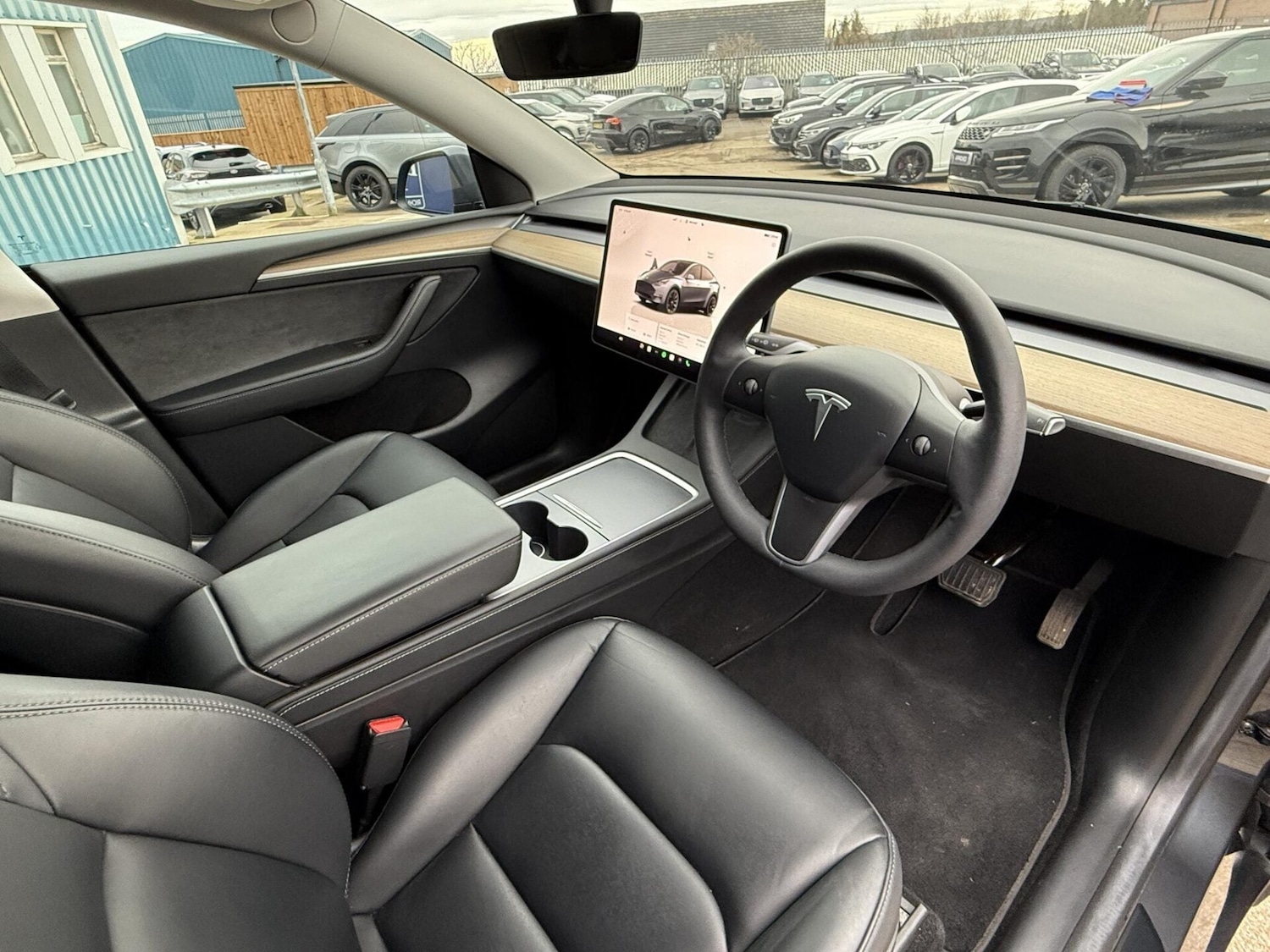 Used Tesla Model Y 2022 for sale - 78060565: Photo 2