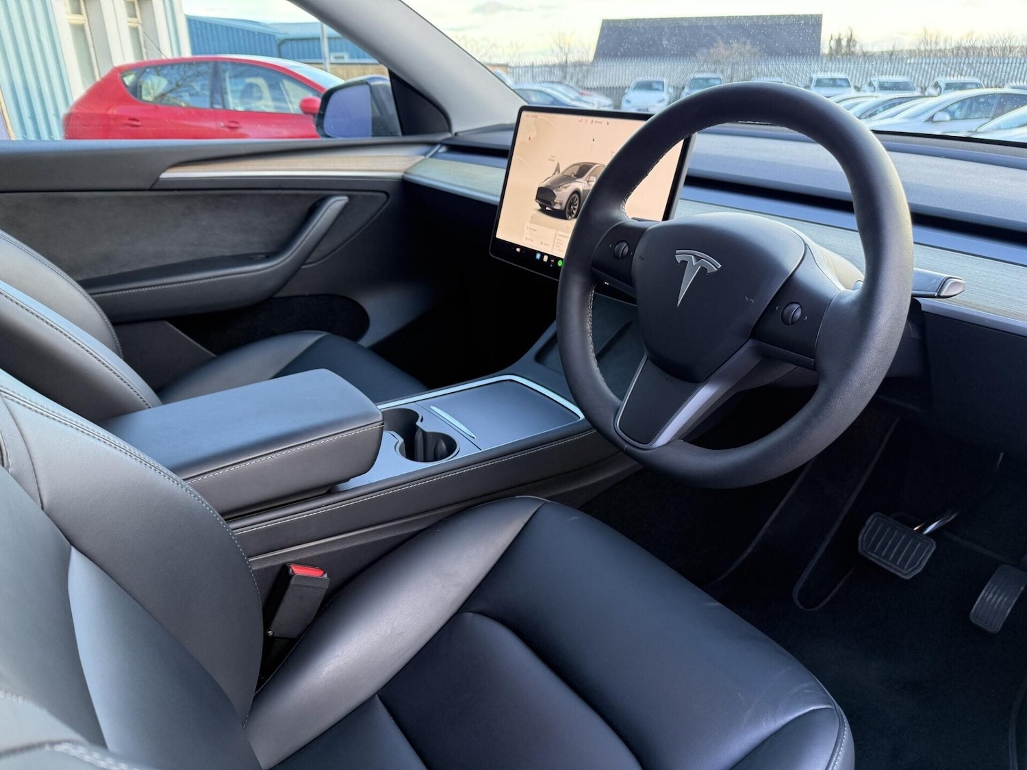 Used Tesla Model Y 2023 for sale - 77728970: Photo 2