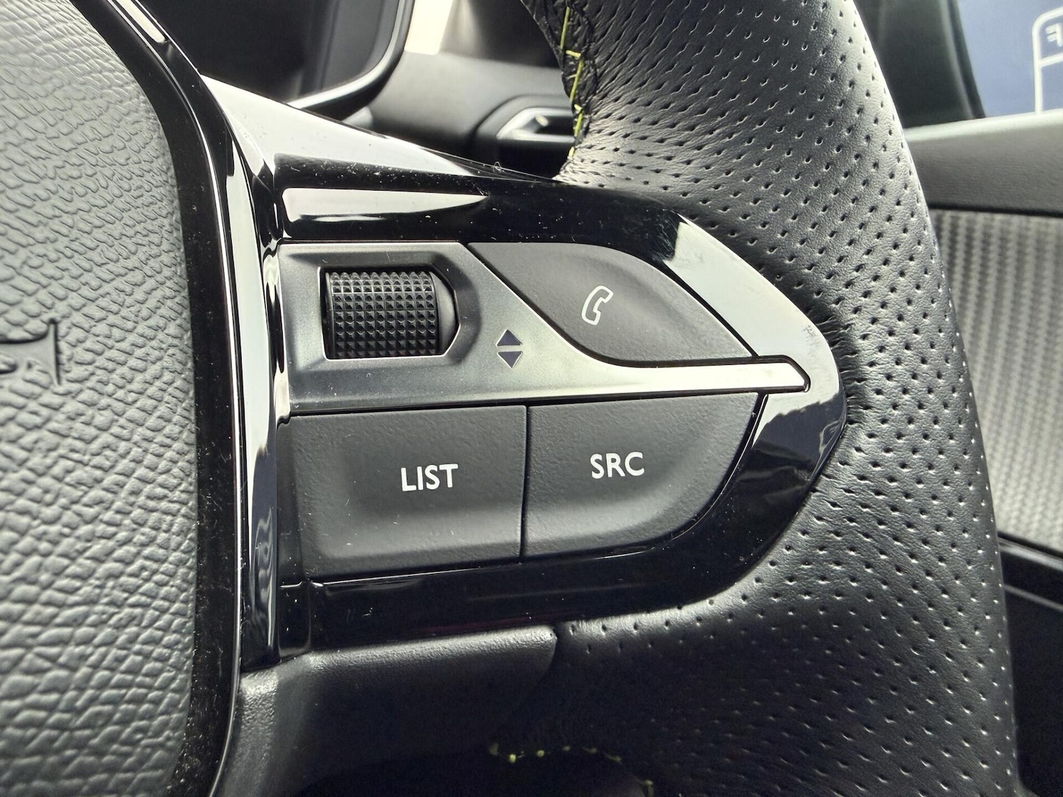 Used Peugeot 208 2021 for sale - 77037182: Photo 33