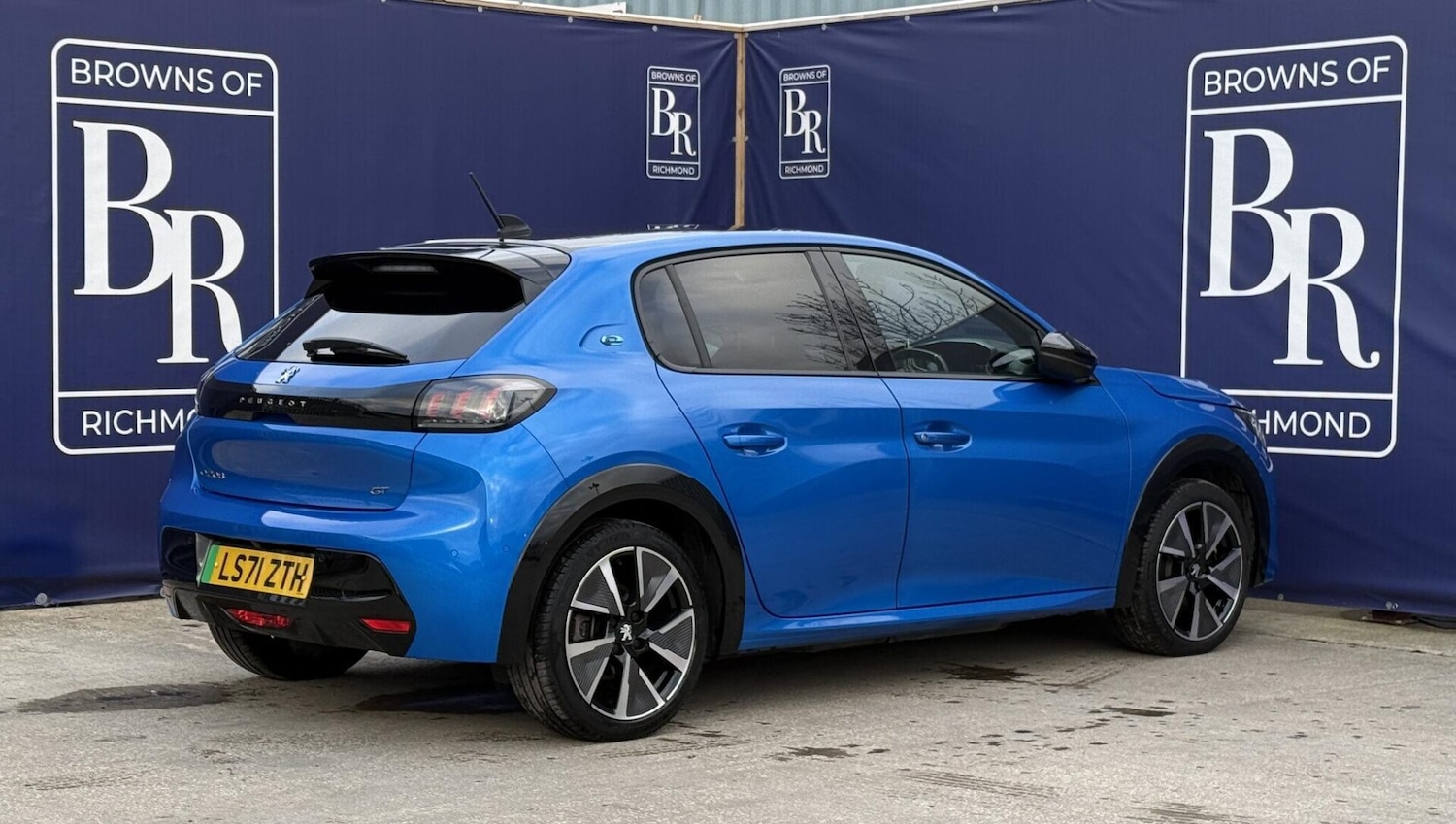 Used Peugeot 208 2021 for sale - 77037182: Photo 5