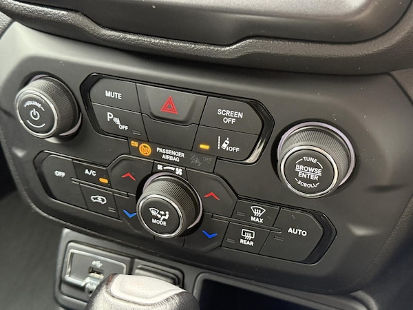 Used Jeep Renegade 2019 for sale - 76207563: Photo 32