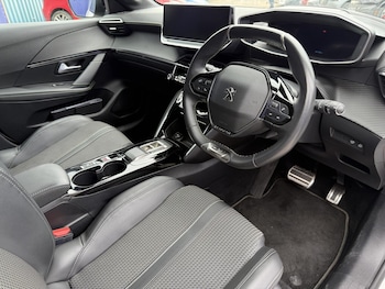 Used Peugeot E-208 2022 for sale - 79139012: Photo