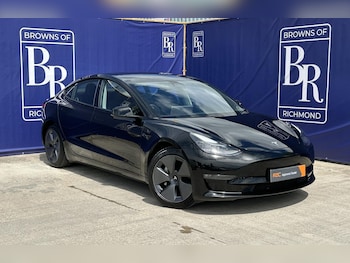 Tesla - Model 3