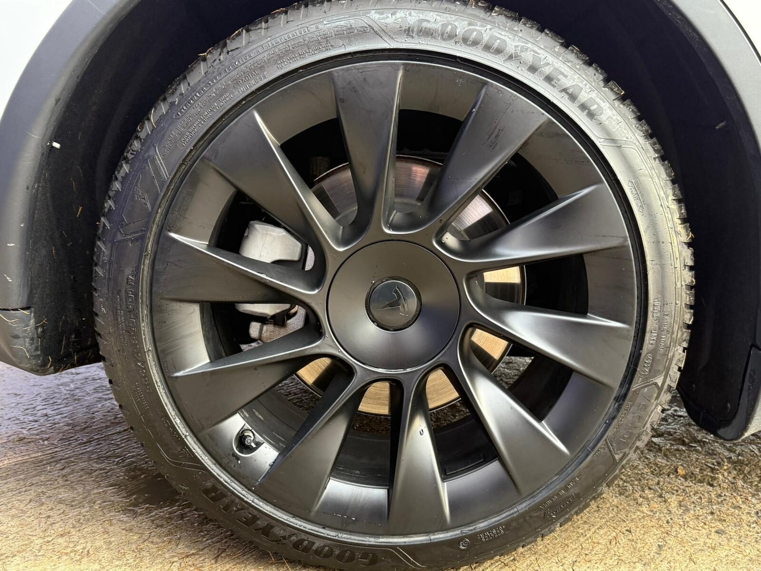 Used Tesla Model Y 2022 for sale - 76932232: Photo 16