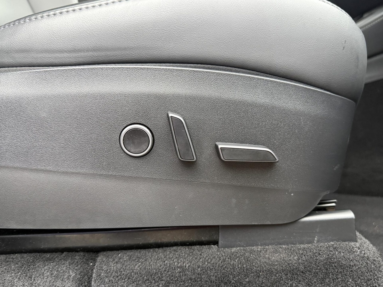 Used Tesla Model Y 2022 for sale - 77044753: Photo 30