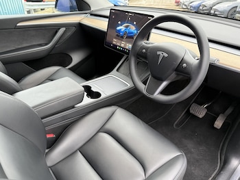 Used Tesla Model Y 2022 for sale - 77044753: Photo