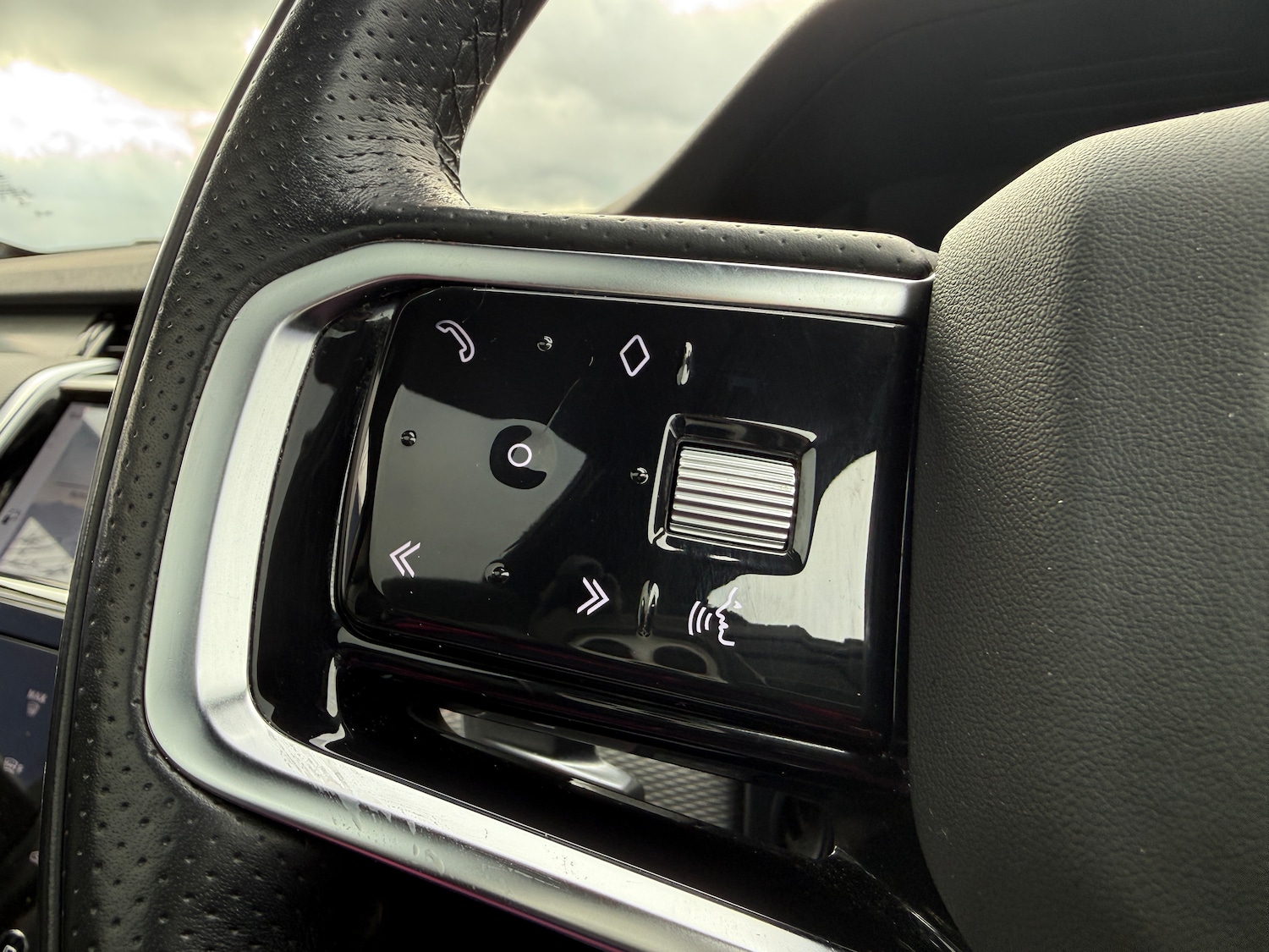 Used Land Rover Discovery Sport 2022 for sale - 77651194: Photo 33