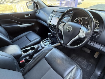 Used Nissan Navara 2020 for sale - 77889285: Photo