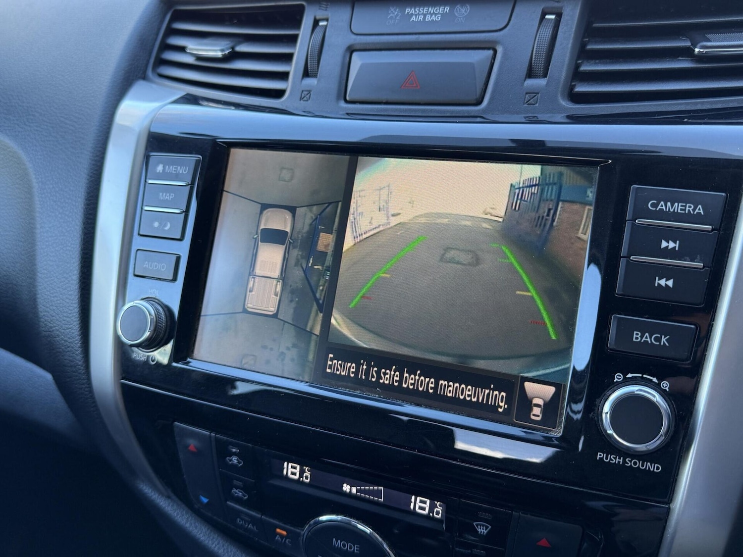 Used Nissan Navara 2020 for sale - 77889285: Photo 32