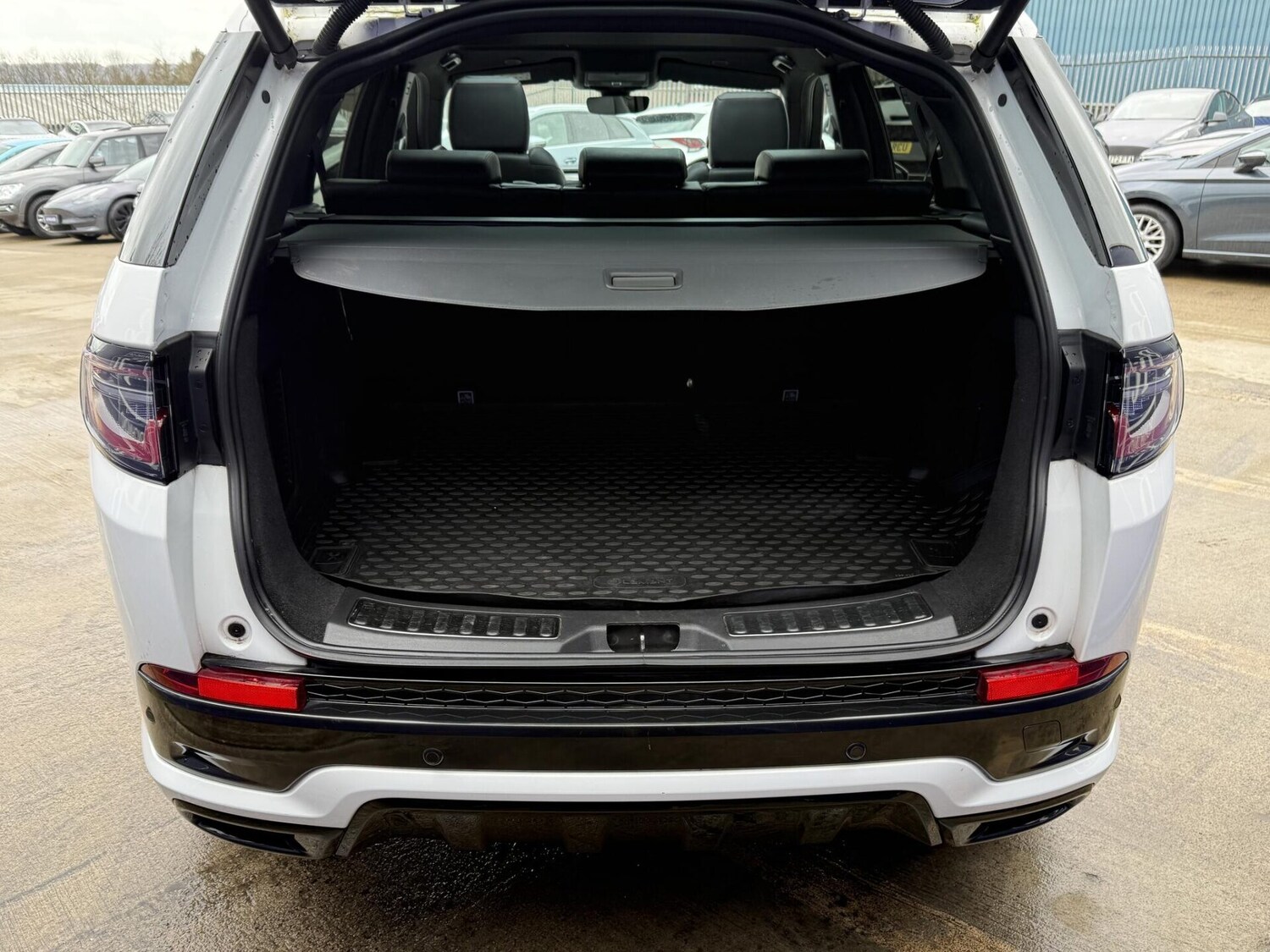 Used Land Rover Discovery Sport 2022 for sale - 77728969: Photo 21