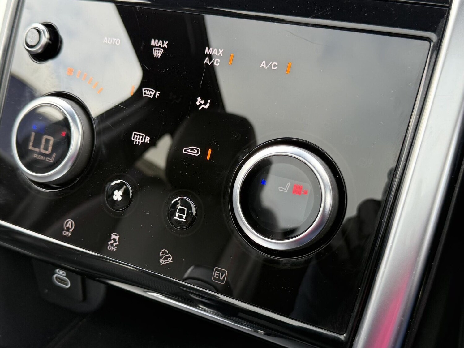 Used Land Rover Discovery Sport 2022 for sale - 77728969: Photo 44