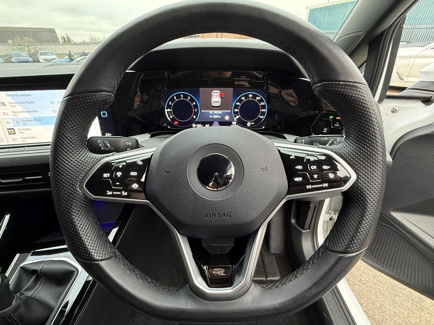 Used Volkswagen Golf 2022 for sale - 77728999: Photo 23