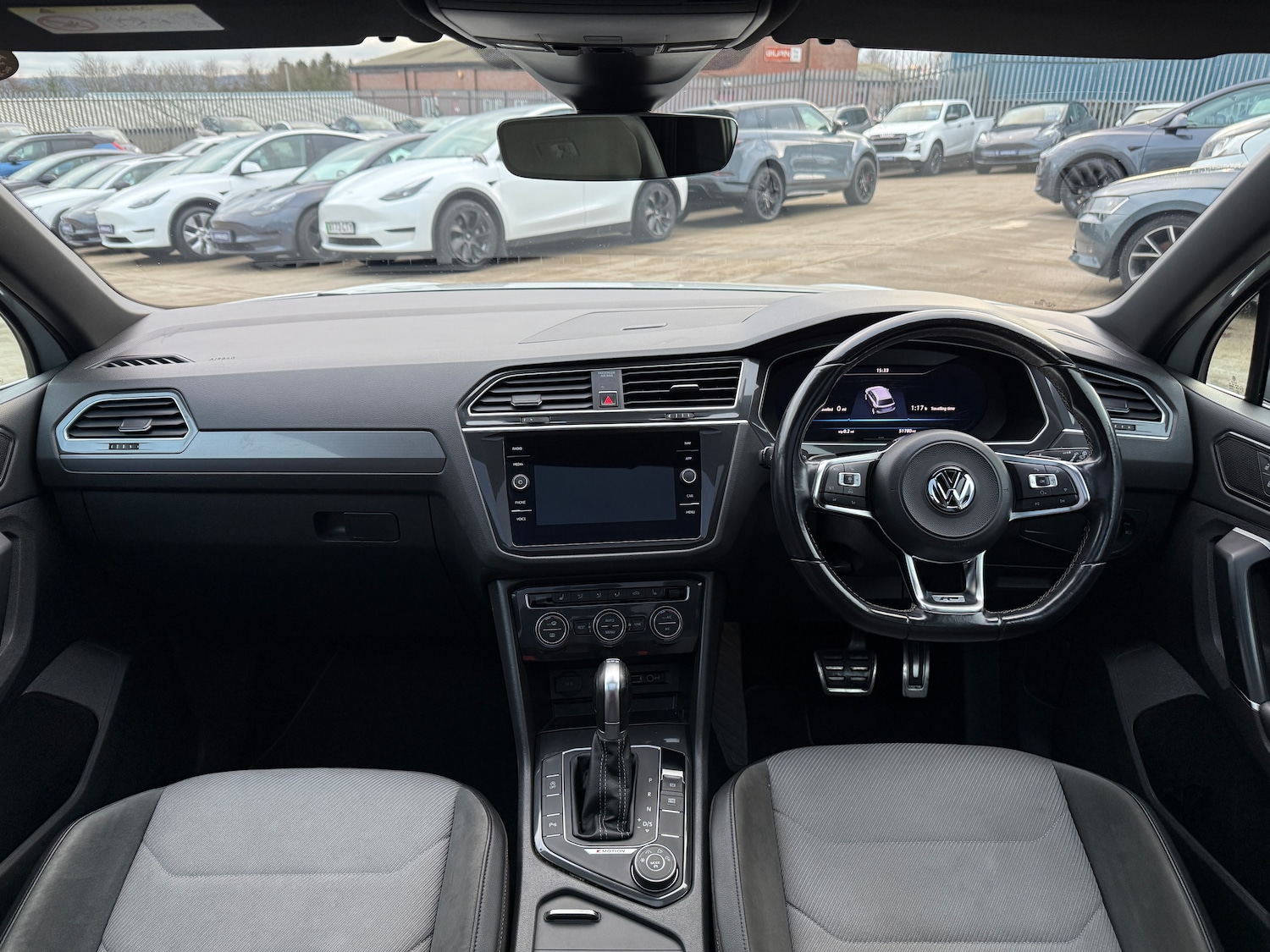 Used Volkswagen Tiguan 2018 for sale - 77272525: Photo 26