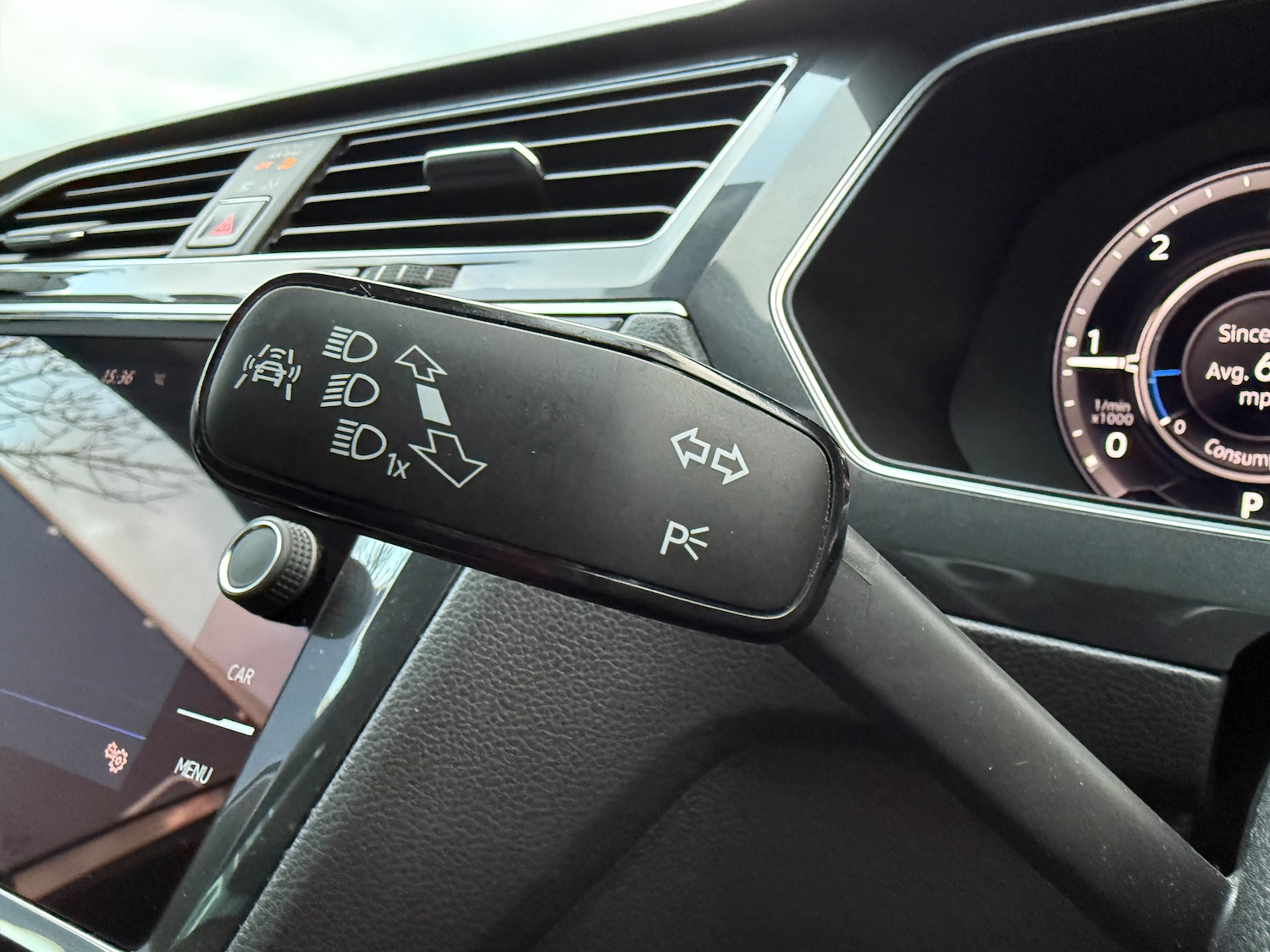 Used Volkswagen Tiguan 2018 for sale - 77272525: Photo 32