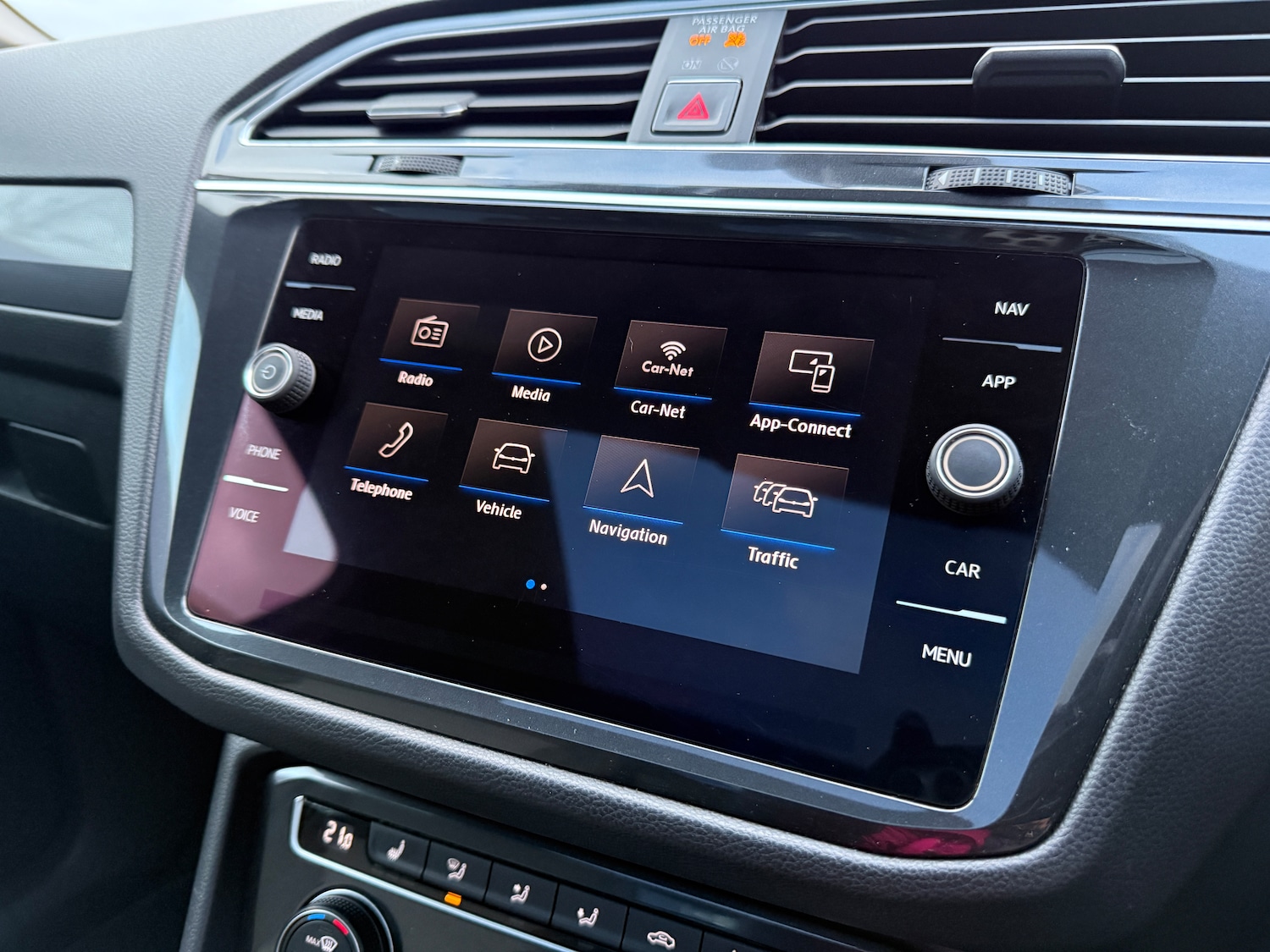 Used Volkswagen Tiguan 2018 for sale - 77272525: Photo 37