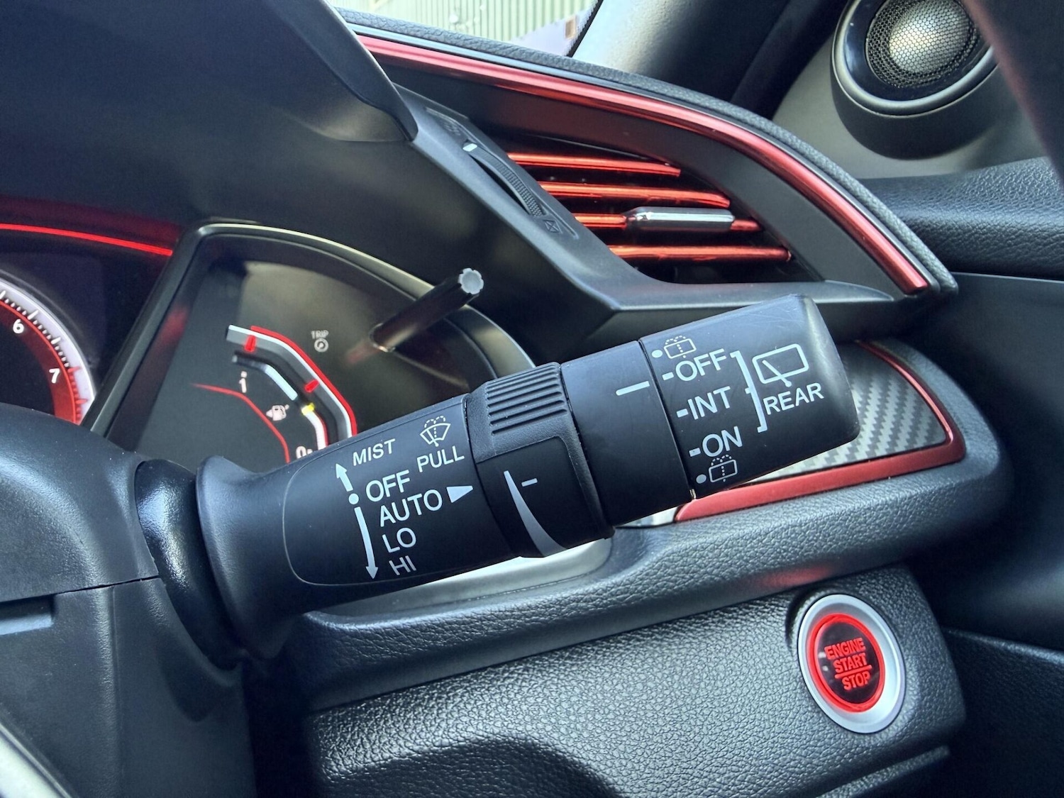 Used Honda Civic 2018 for sale - 77878831: Photo 32