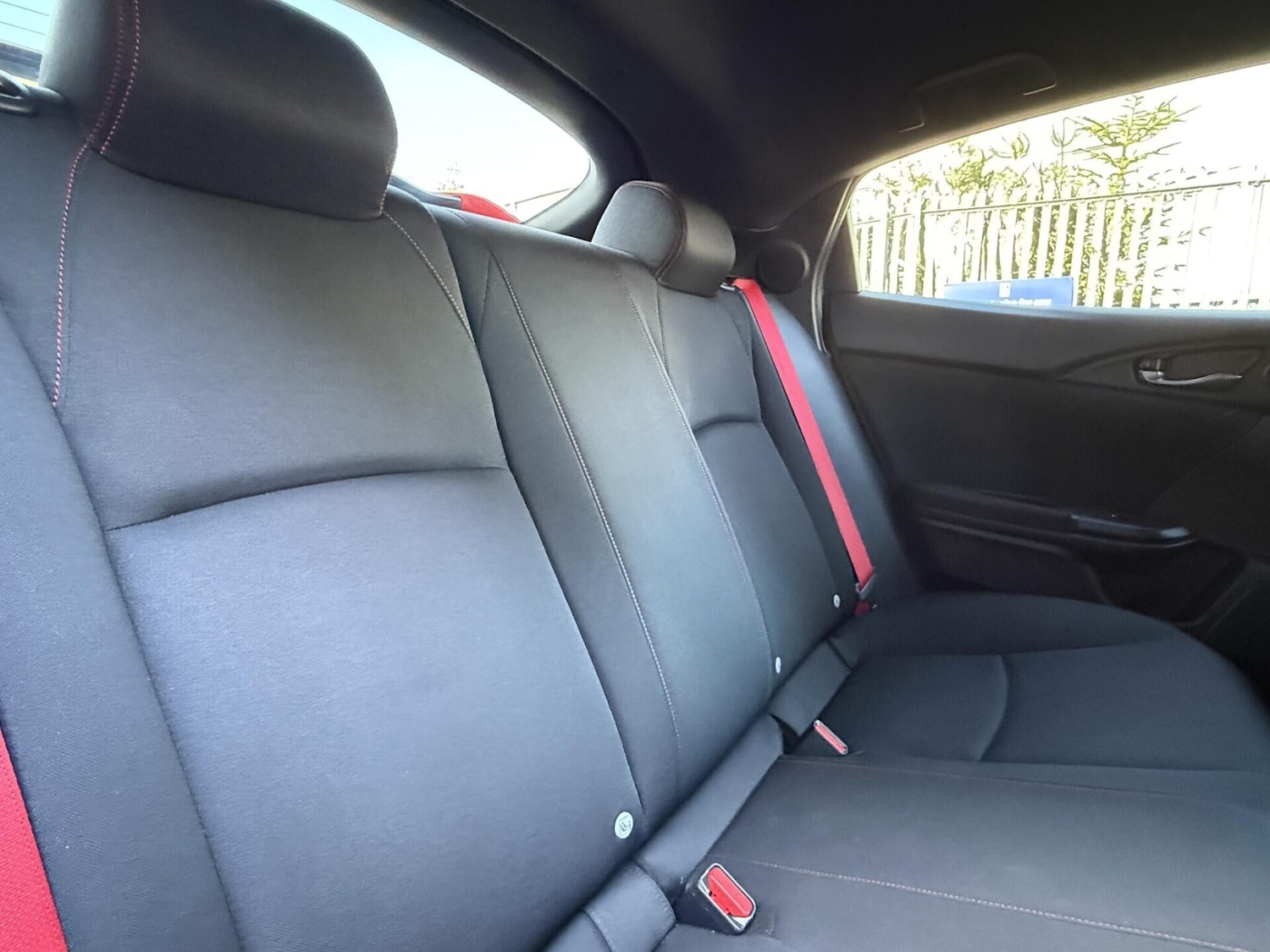 Used Honda Civic 2018 for sale - 77878831: Photo 46