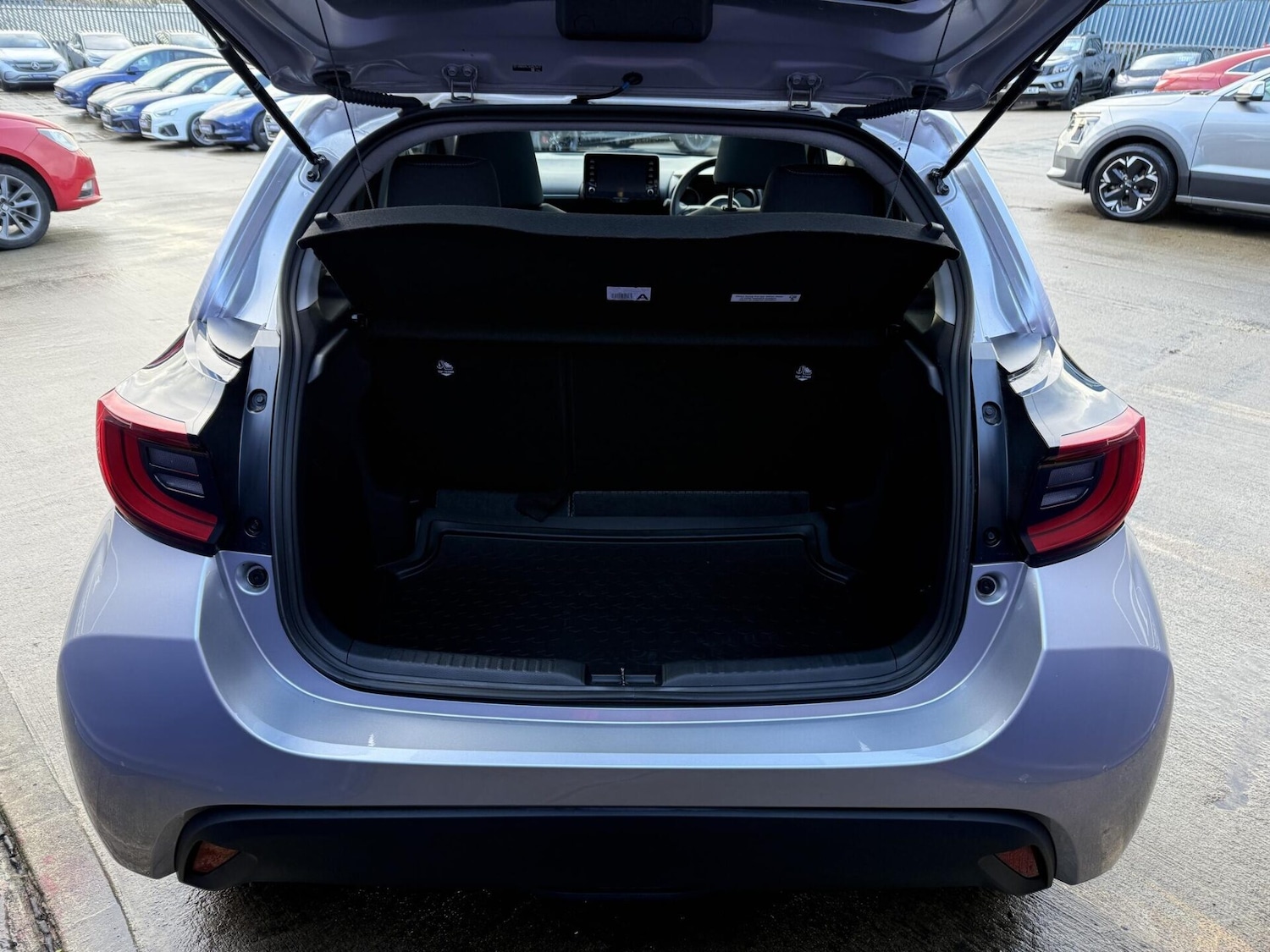 Used Toyota Yaris 2023 for sale - 77187583: Photo 17