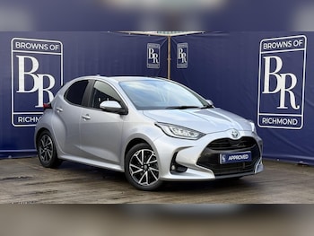 Used Toyota Yaris 2023 for sale - 77187583: Photo