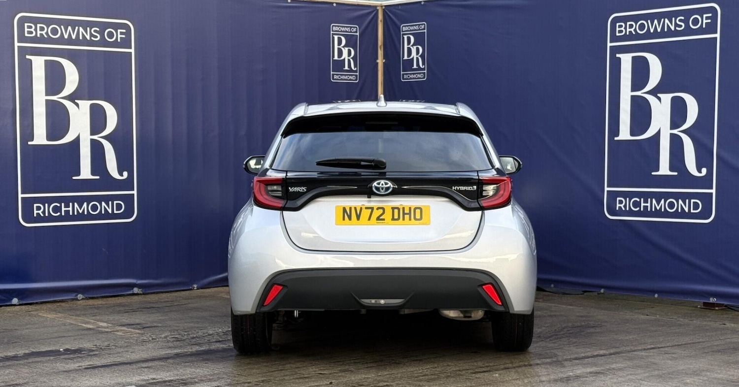 Used Toyota Yaris 2023 for sale - 77187583: Photo 4