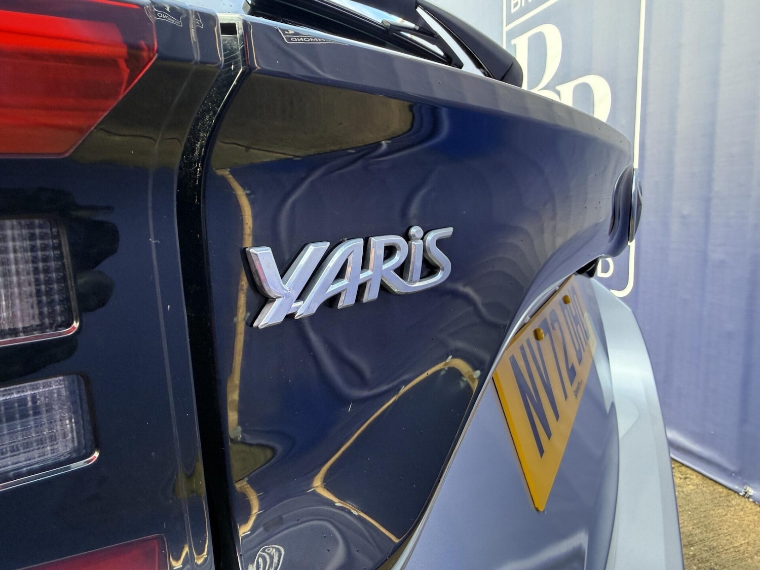 Used Toyota Yaris 2023 for sale - 77187583: Photo 40