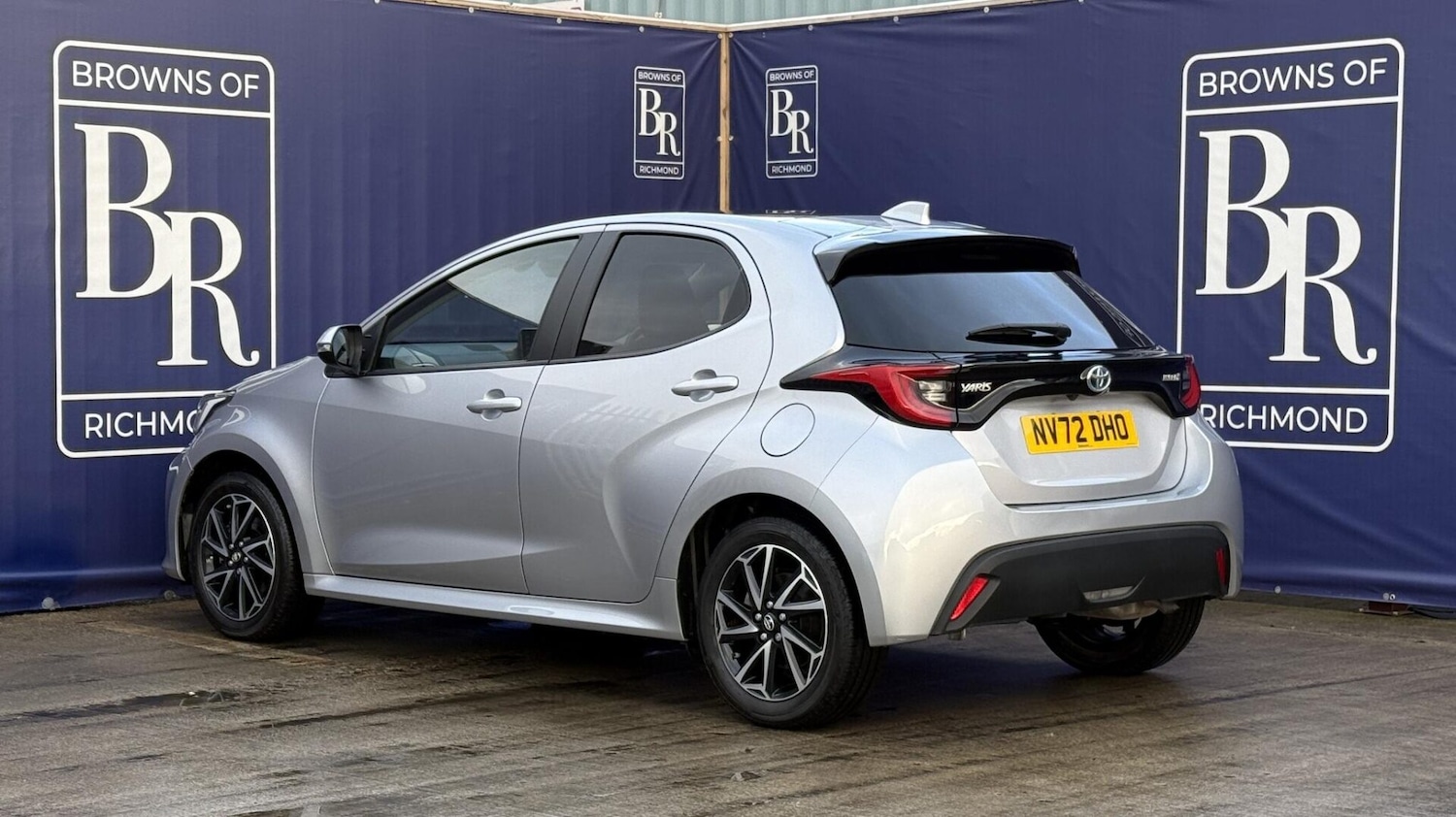 Used Toyota Yaris 2023 for sale - 77187583: Photo 5