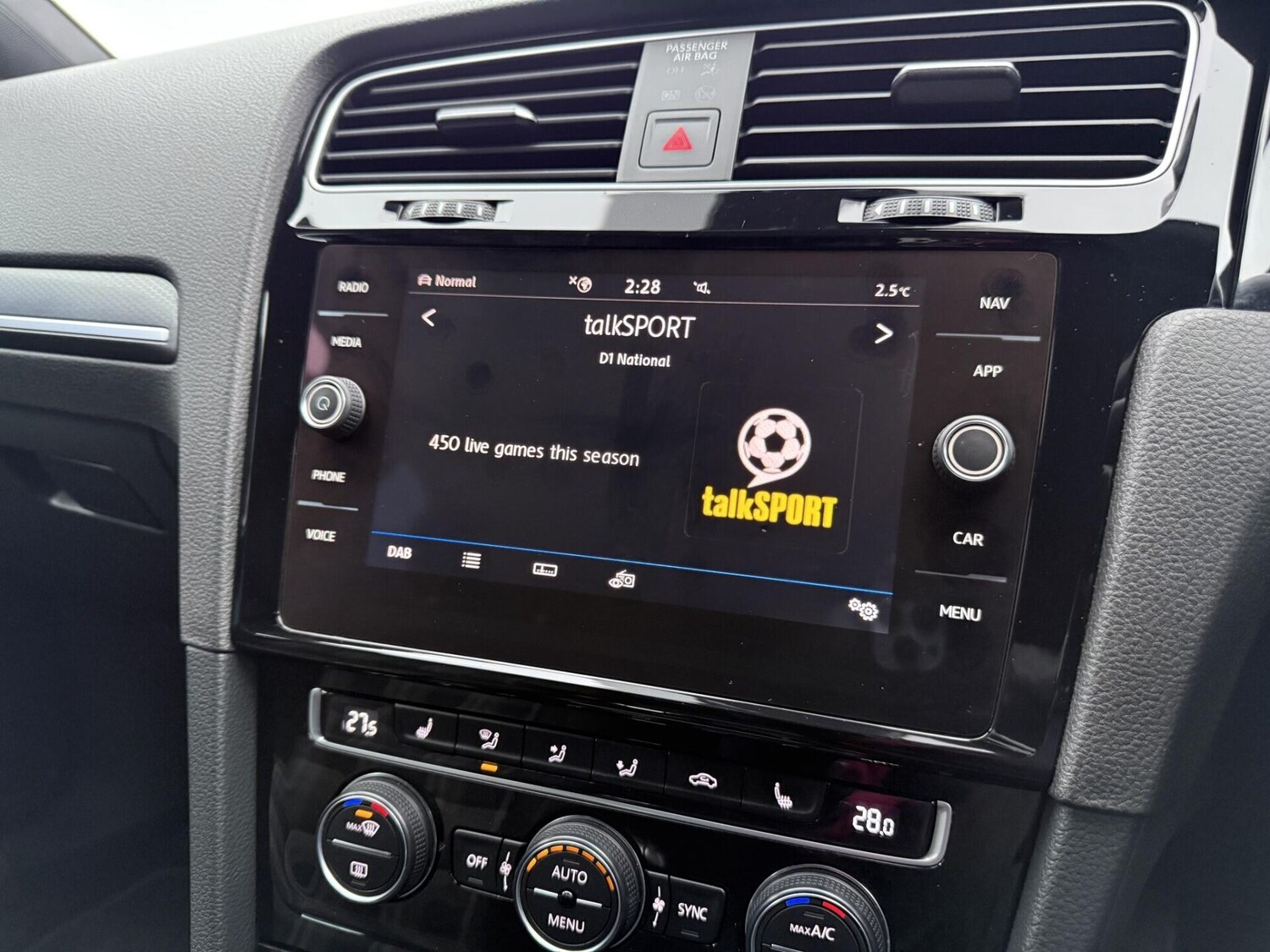 Used Volkswagen Golf 2019 for sale - 77728994: Photo 38