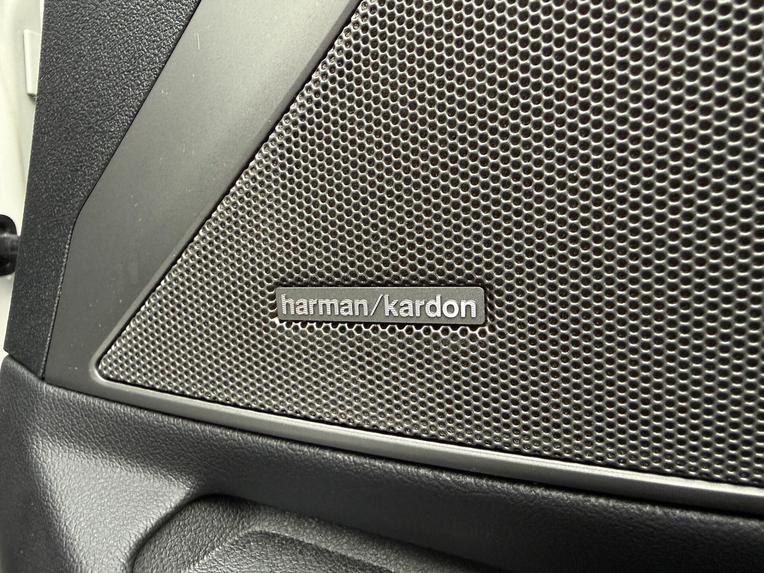 Used BMW 3 Series 2019 for sale - 77802317: Photo 32