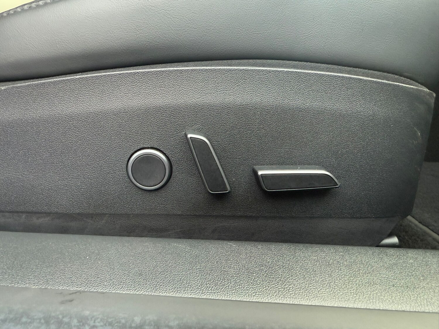 Used Tesla Model 3 2021 for sale - 77208230: Photo 26