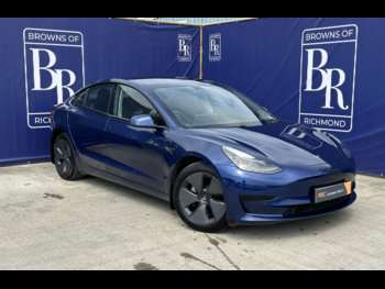 2022 (22) - STANDARD RANGE PLUS 4-Door