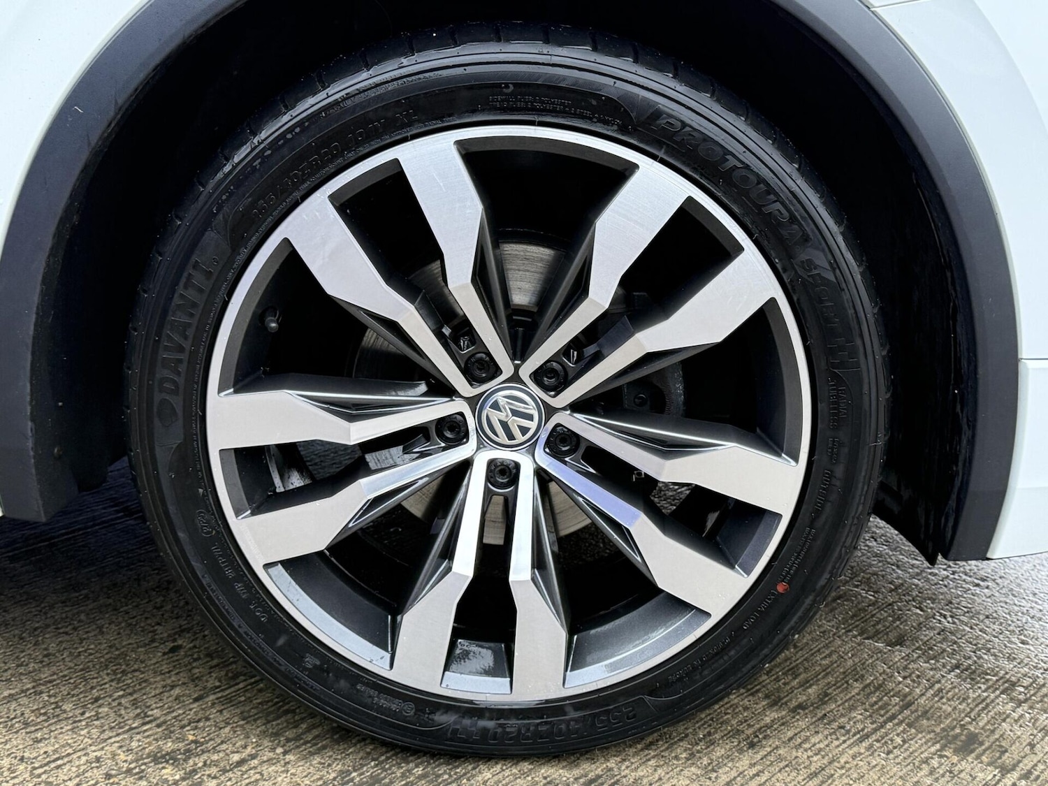 Used Volkswagen Tiguan 2018 for sale - 77055988: Photo 16