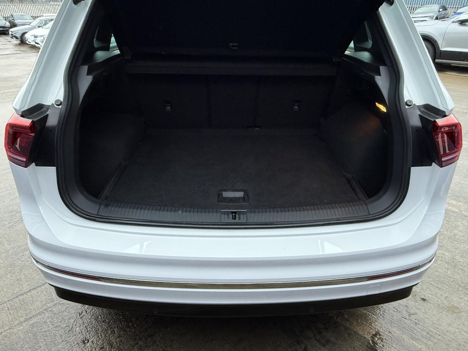 Used Volkswagen Tiguan 2018 for sale - 77055988: Photo 21