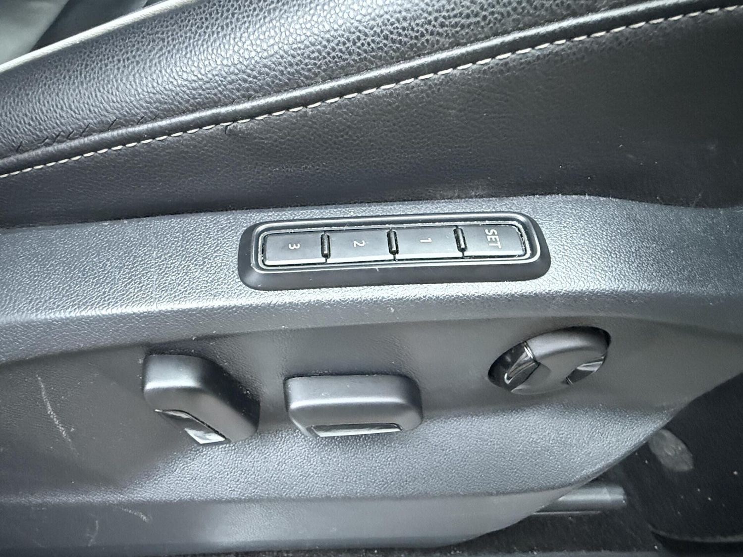 Used Volkswagen Tiguan 2018 for sale - 77055988: Photo 24