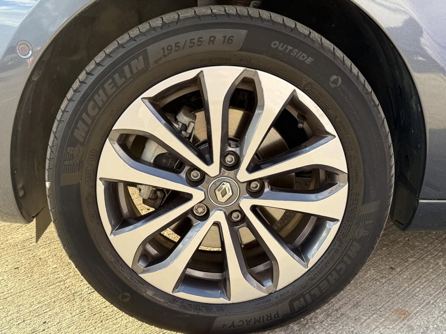 Used Renault Zoe 2022 for sale - 76346652: Photo 18