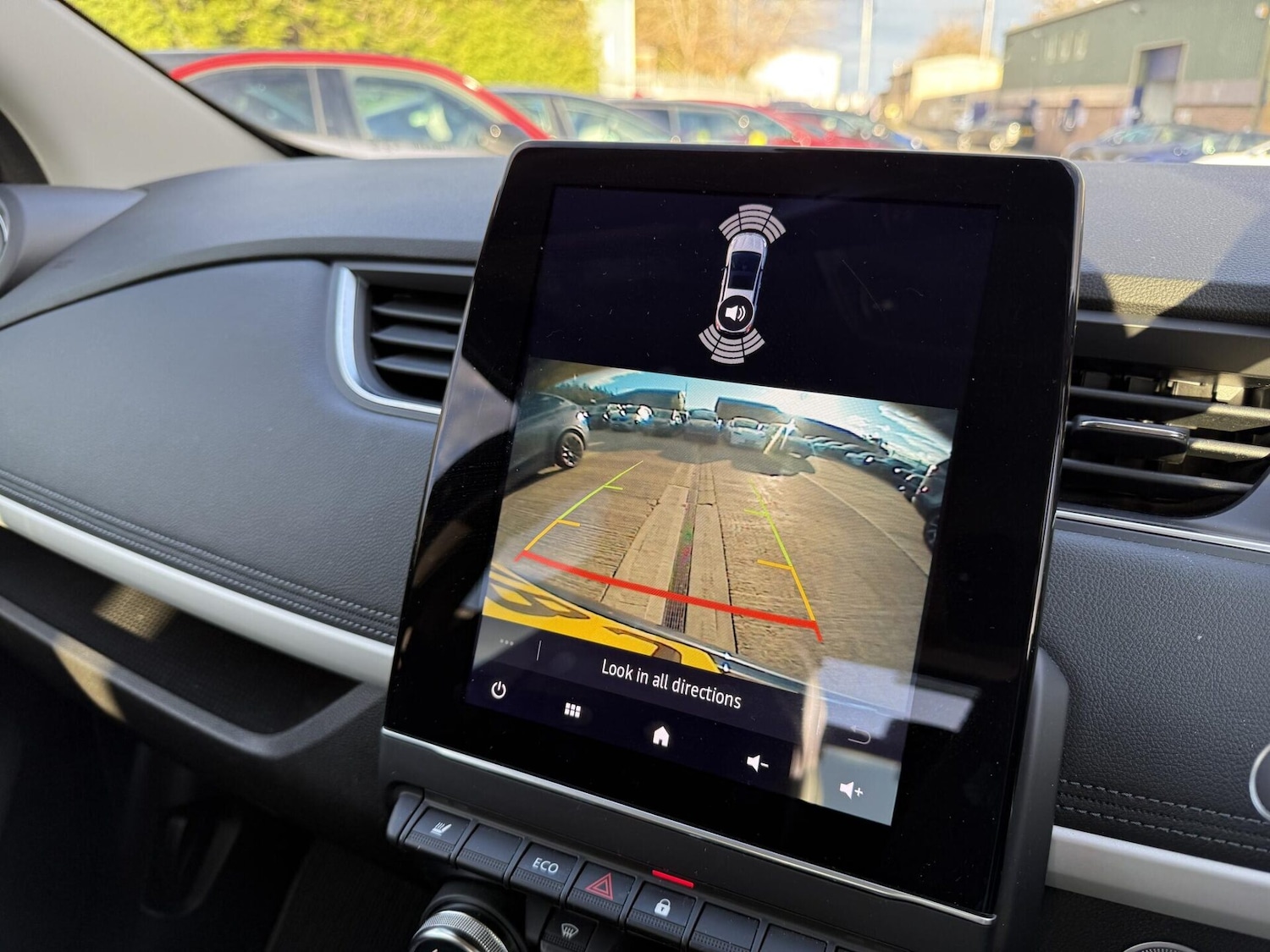 Used Renault Zoe 2022 for sale - 76346652: Photo 32