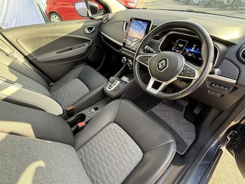 Used Renault Zoe 2022 for sale - 76346652: Photo