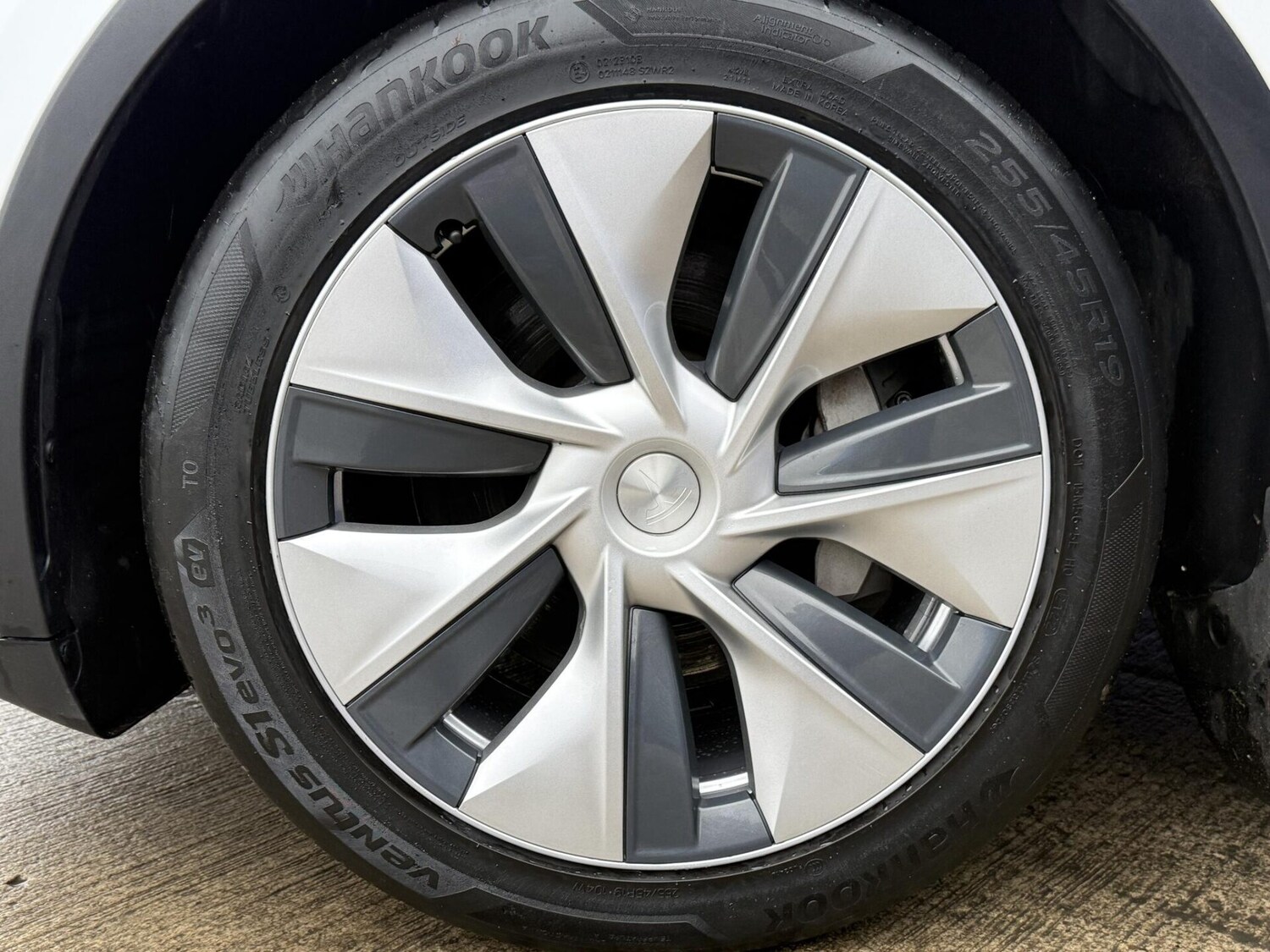 Used Tesla Model Y 2022 for sale - 77728965: Photo 17