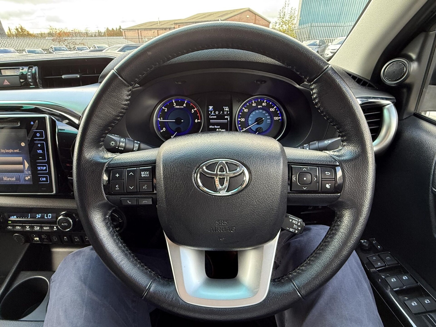 Used Toyota Hilux 2019 for sale - 76518552: Photo 22