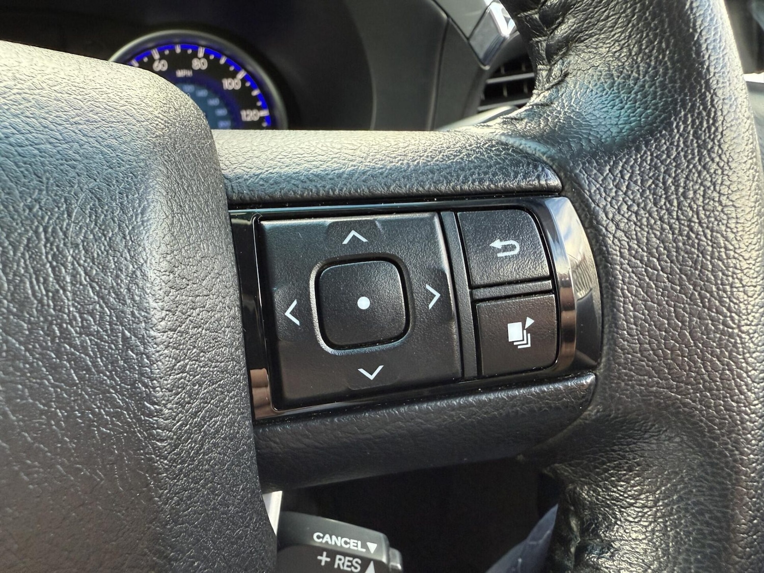 Used Toyota Hilux 2019 for sale - 76518552: Photo 24