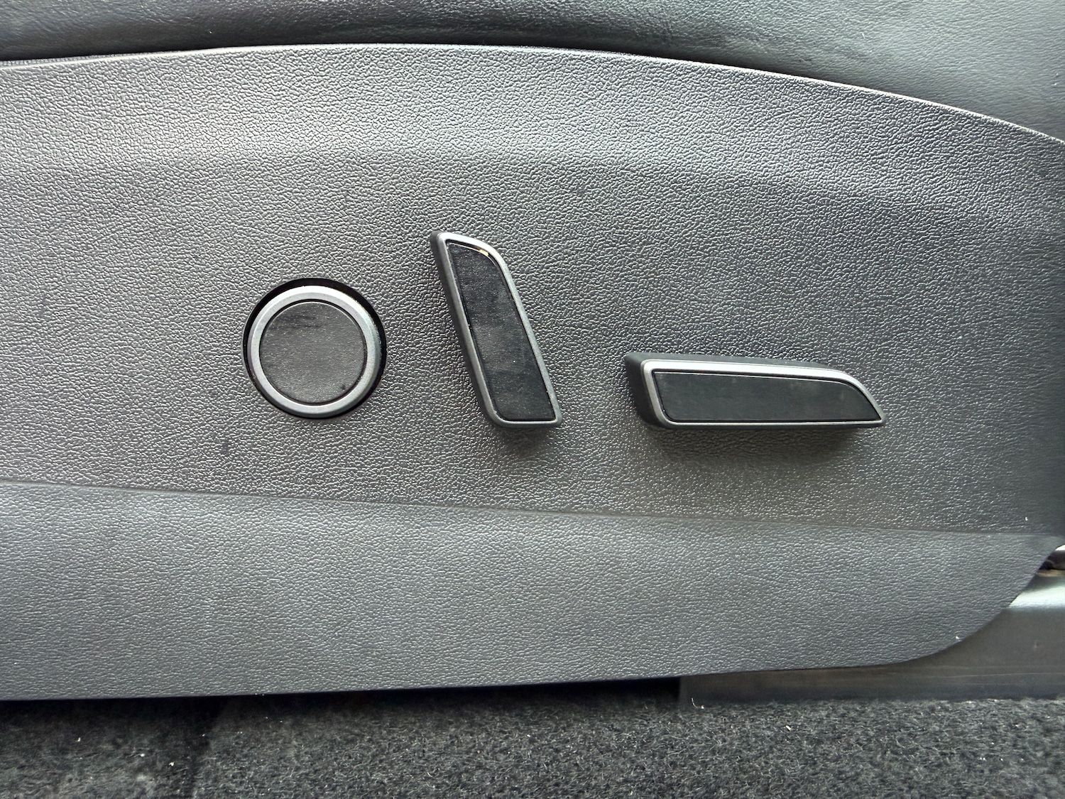 Used Tesla Model Y 2022 for sale - 77640329: Photo 29