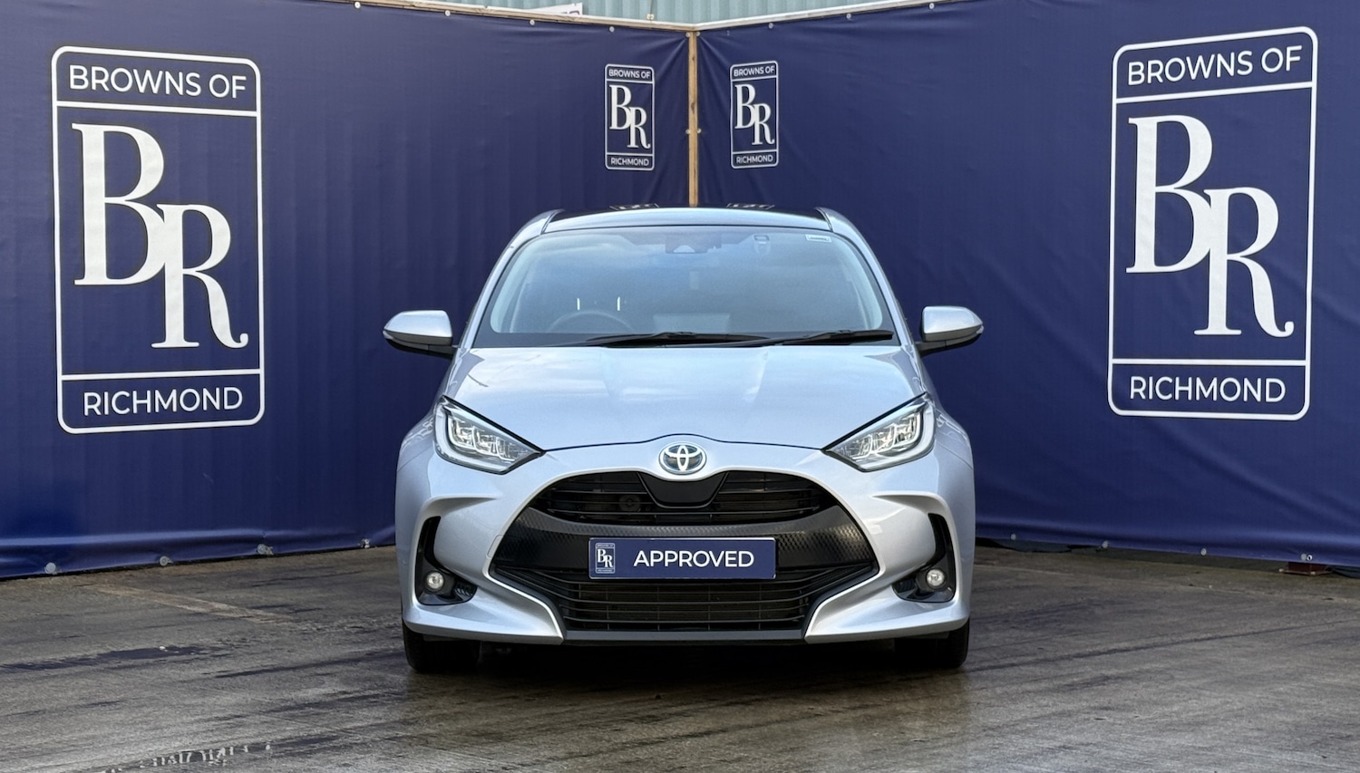 Used Toyota Yaris for sale - 77221366: Photo 10