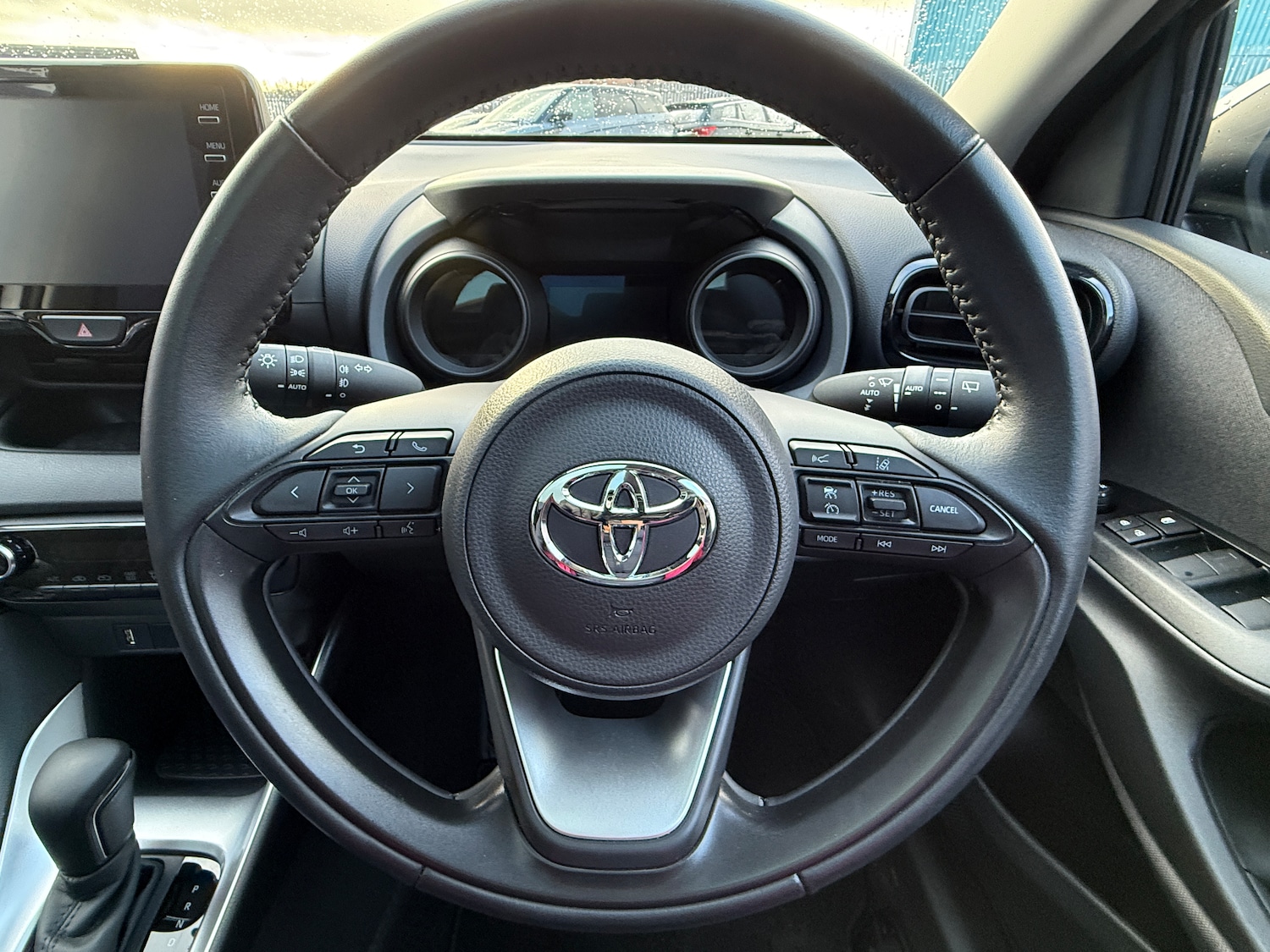 Used Toyota Yaris for sale - 77221366: Photo 29