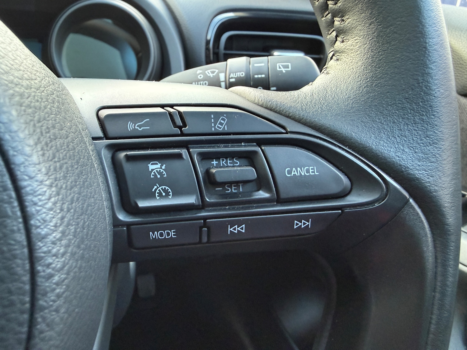 Used Toyota Yaris for sale - 77221366: Photo 30