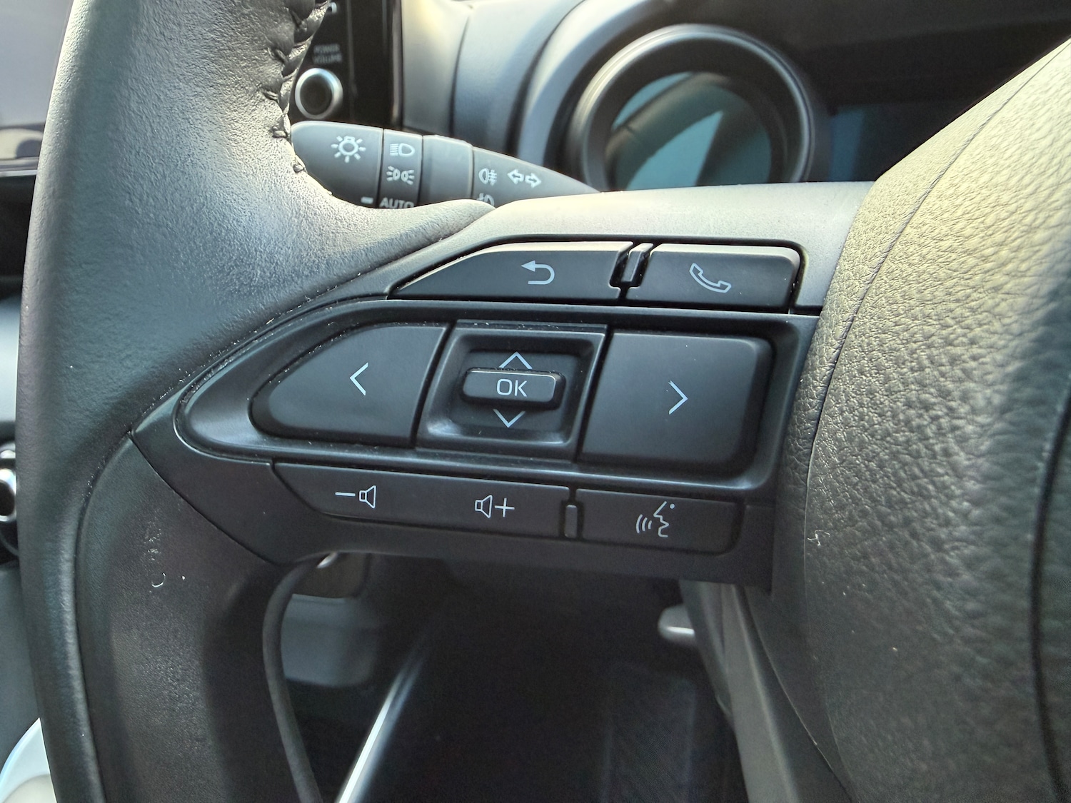 Used Toyota Yaris for sale - 77221366: Photo 31