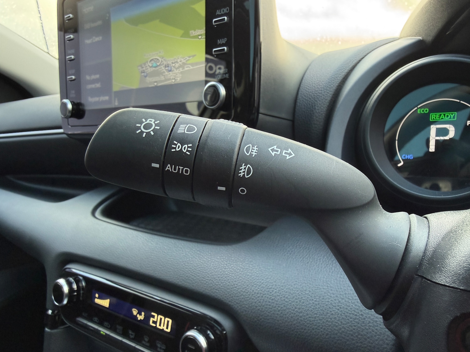 Used Toyota Yaris for sale - 77221366: Photo 33